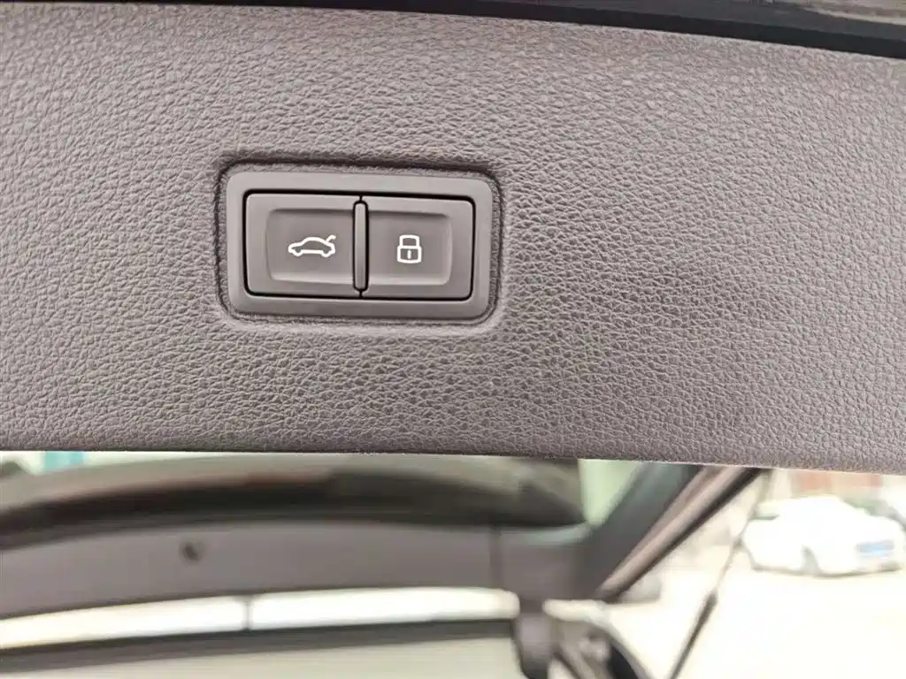 Audi Q7 2021 55 TFSI quattro S line Premium фото 15