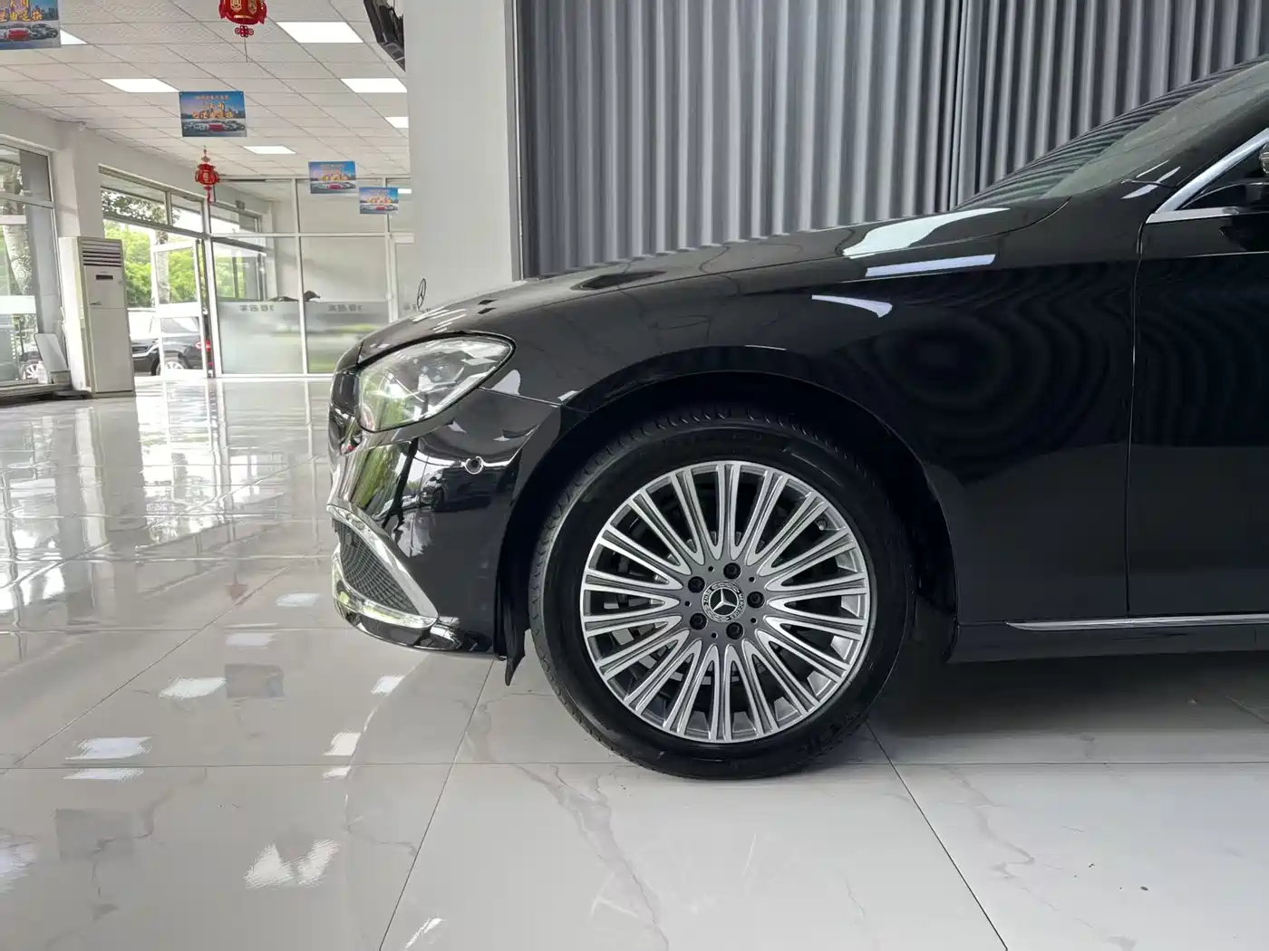 Mercedes-Benz E-Class 2022 E 300 L Fashion фото 19