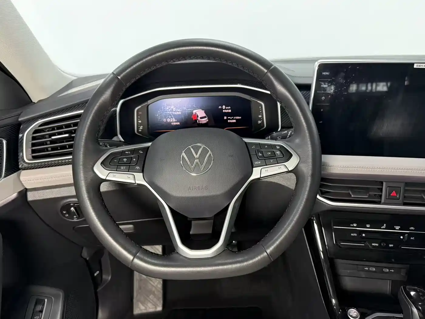 Volkswagen Tayron 2023 280TSI 2WD Luxury Plus Advanced Edition фото 14