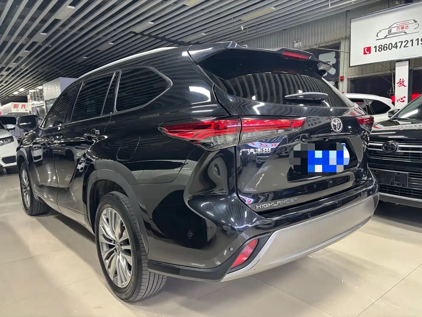 Toyota Highlander 2022 380T 4WD Premium 7-Seater фото 11
