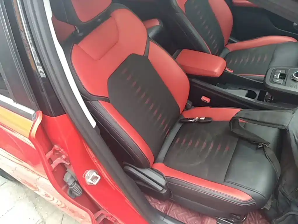Фото 25 - BYD e2
