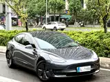 Фото 3 - Tesla Model 3