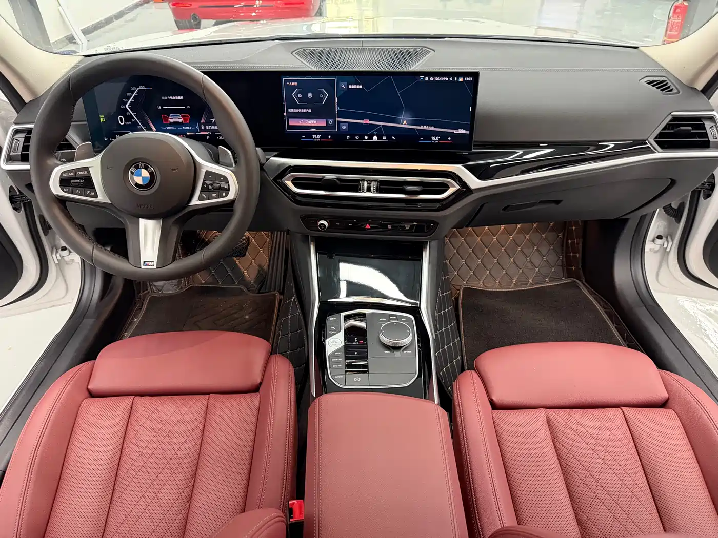 BMW 3 Series 2024 320Li M Sport Package фото 8