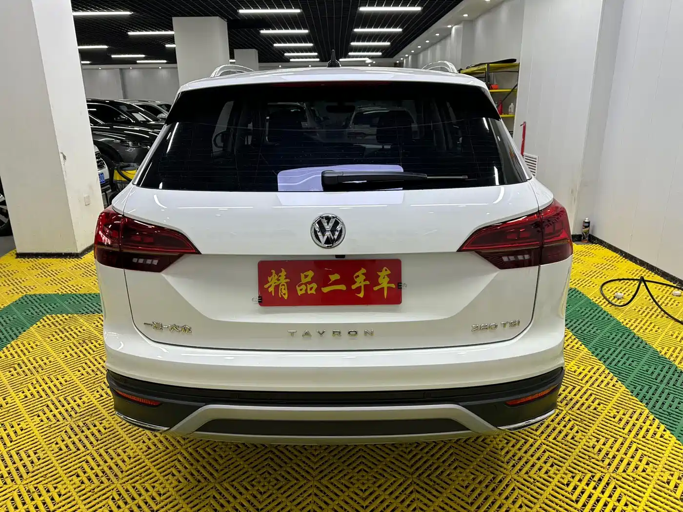 Volkswagen Tayron 2022 280TSI 2WD Luxury Smart Connect Edition фото 5