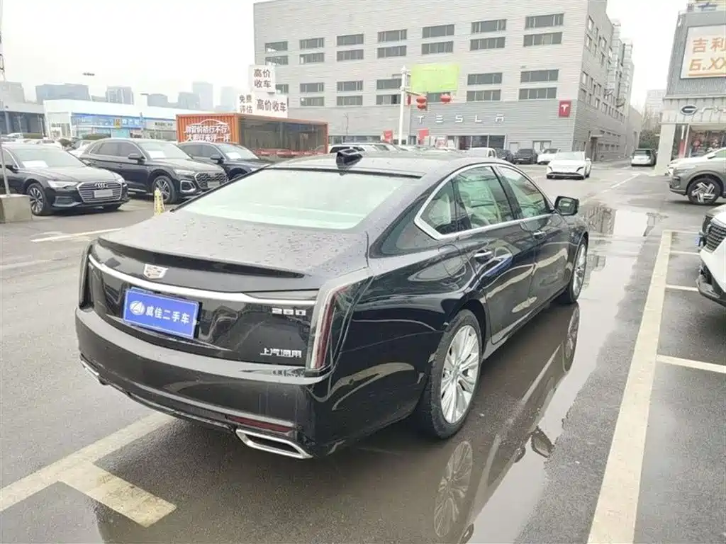 Cadillac CT6 2026 Model 28T Flagship Edition фото 3