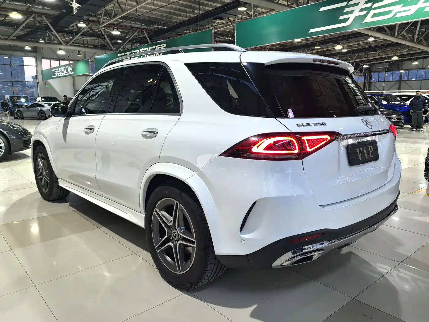 Mercedes-Benz GLE 2020 GLE 350 4MATIC Fashion фото 17
