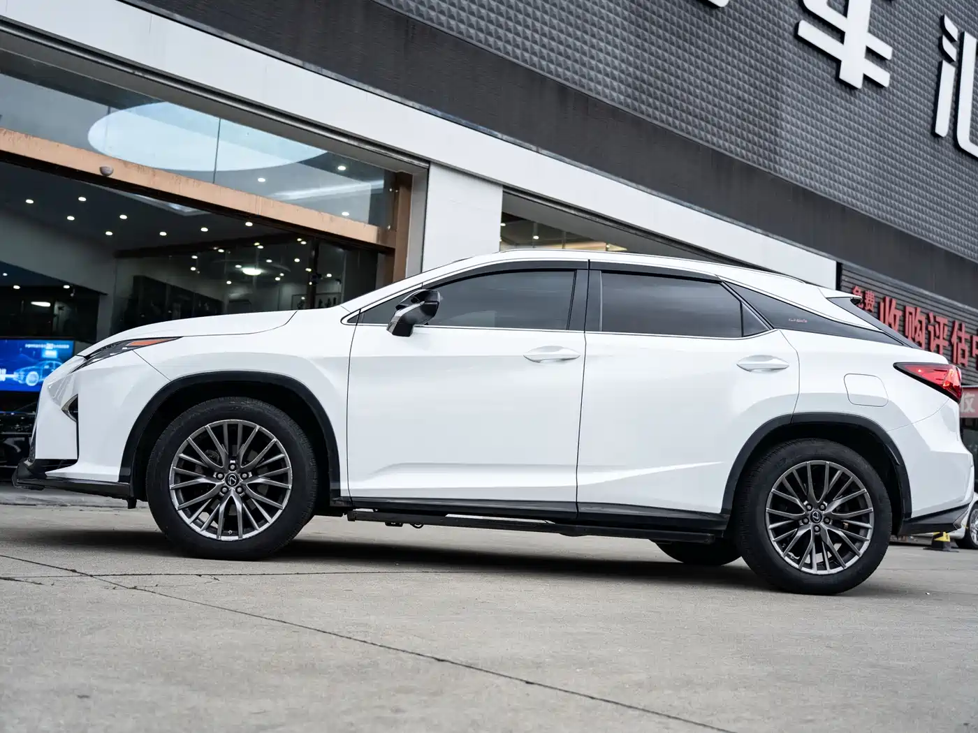 Lexus RX 2016 300 AWD F SPORT Edition China V фото 3