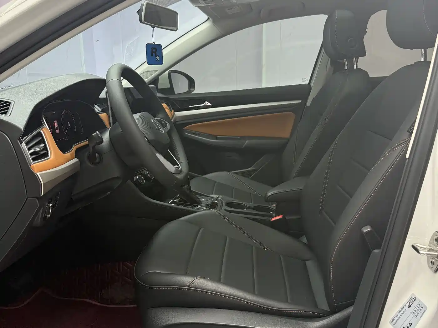 Volkswagen Bora 2023 200TSI DSG Yuexing PRO Edition фото 8