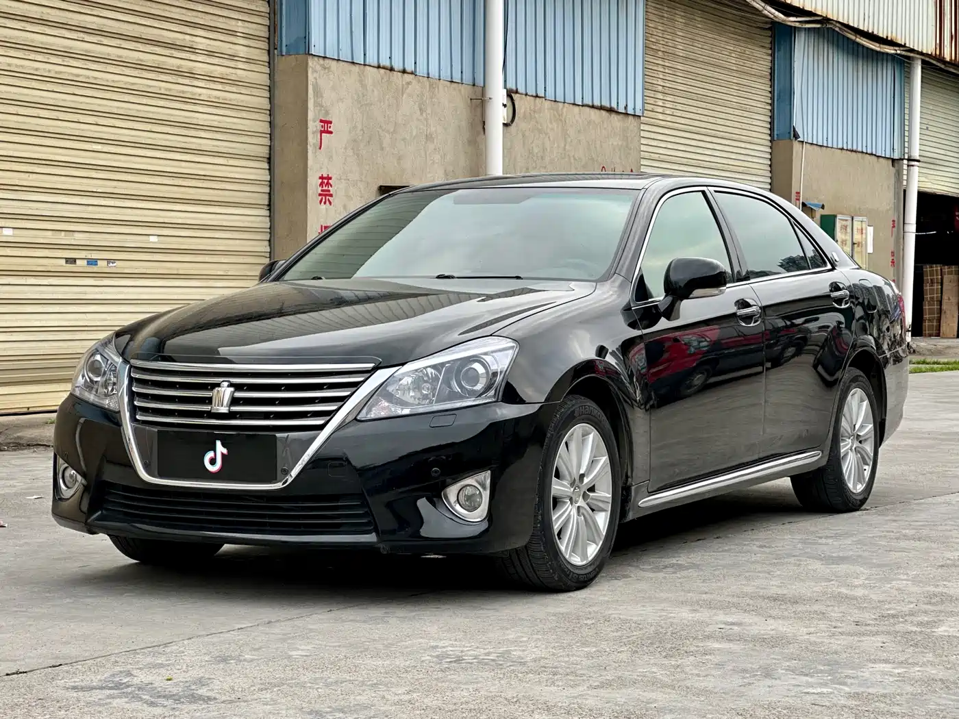 Toyota Crown 2012 2.5L Royal Leather Edition