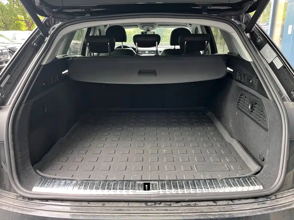 Audi e-tron (Import) 2019 2019 55 quattro Technology