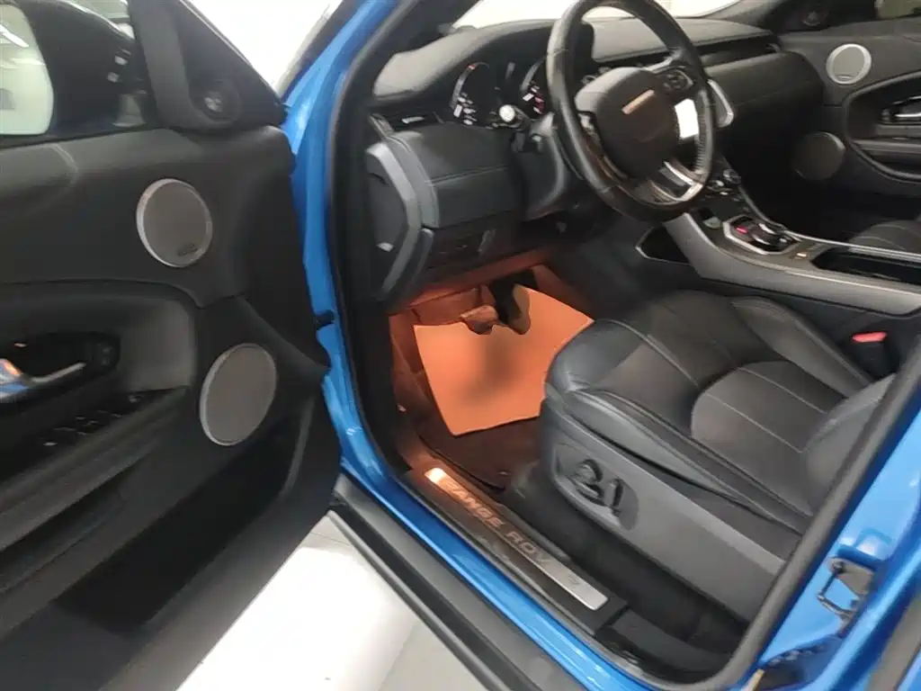 Land Rover Range Rover Evoque 2018 240PS Moraine Lake Blue Limited Edition фото 16