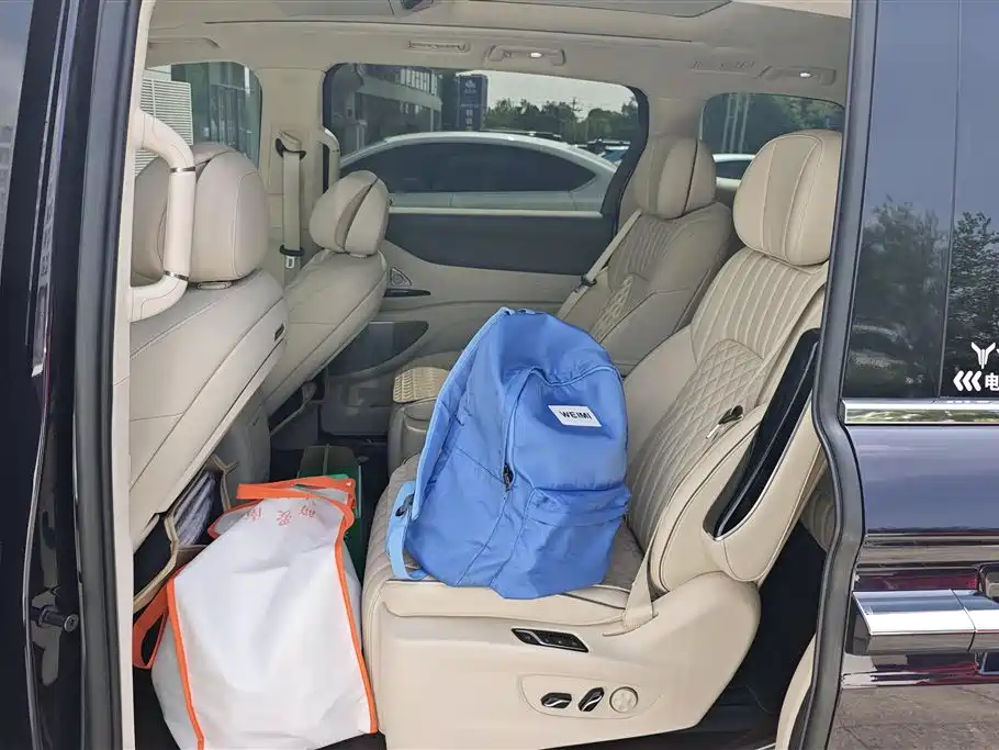 Voyah Auto Voyah Dreamer 2024 PHEV Extended Range Flagship Edition фото 11