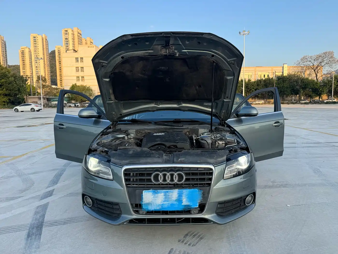 Фото 15 - Audi A4L