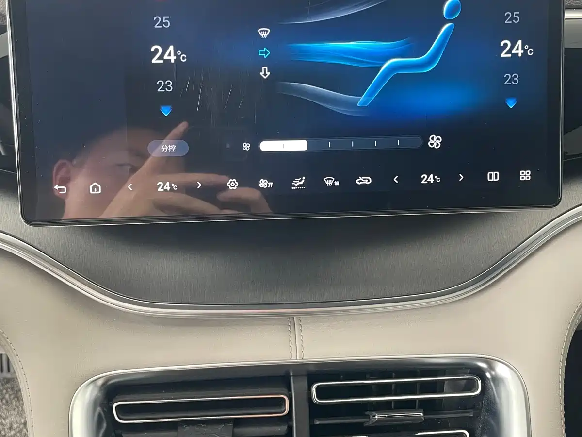 BYD Song PLUS PHEV 2025 DM-i 112KM Premium фото 7