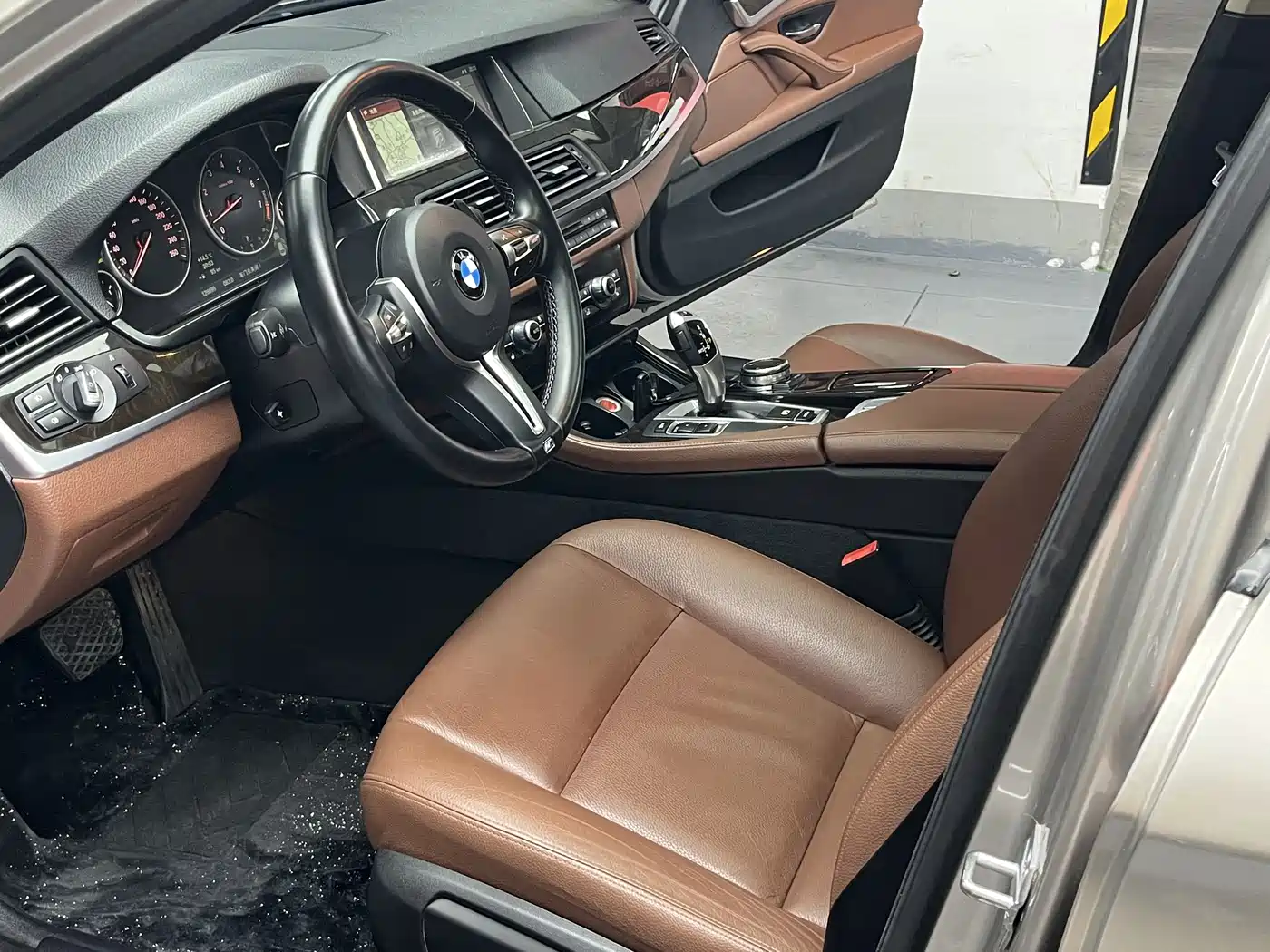 BMW 5 Series 2014 535Li Luxury Design Package фото 12