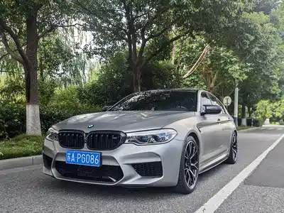 BMW M5