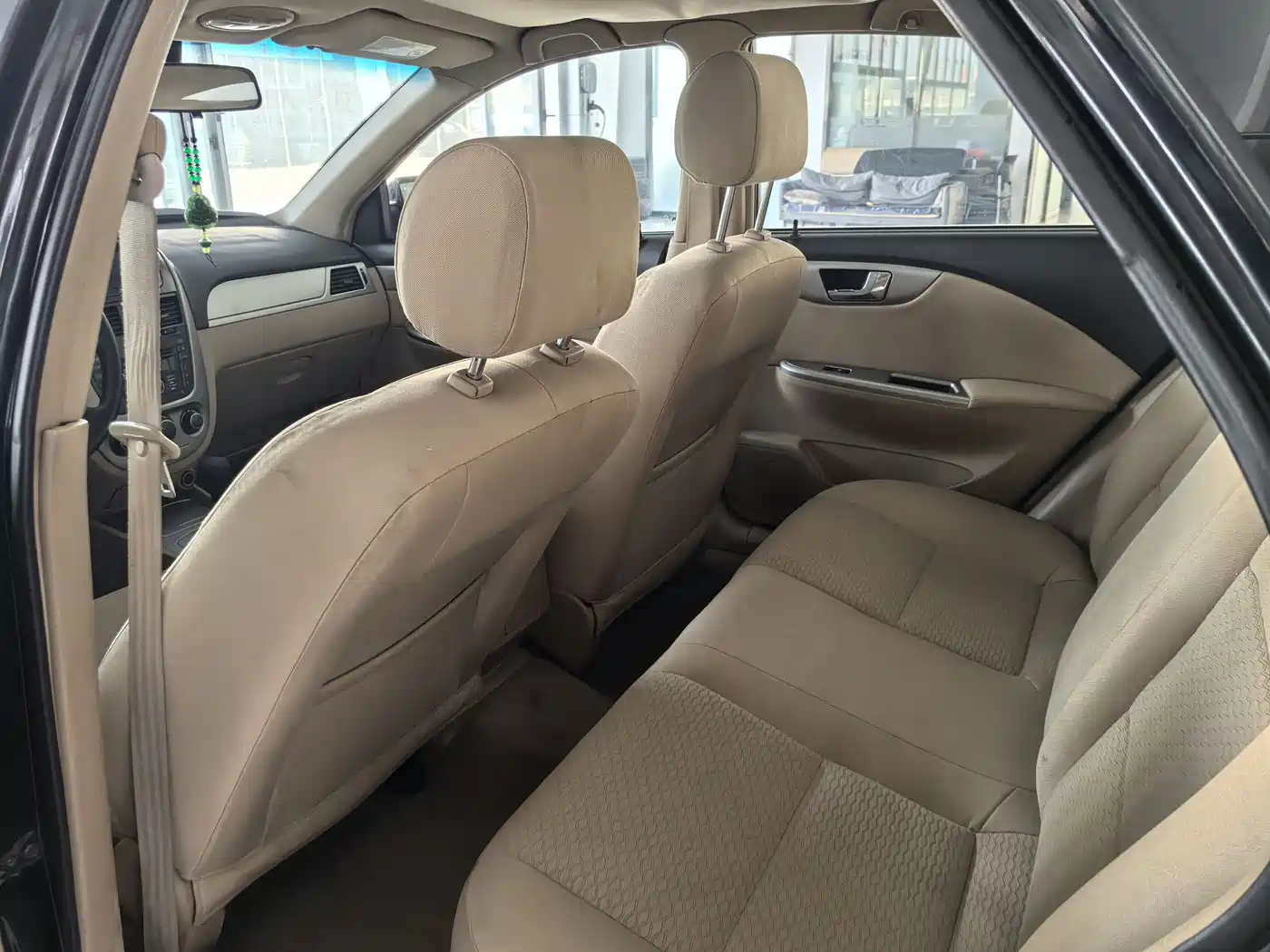 Buick Excelle 2011 1.6LX-AT фото 7