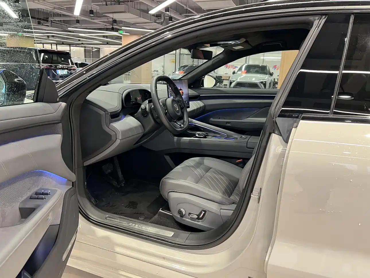 ZEEKR EXTREME KRYPTON 001