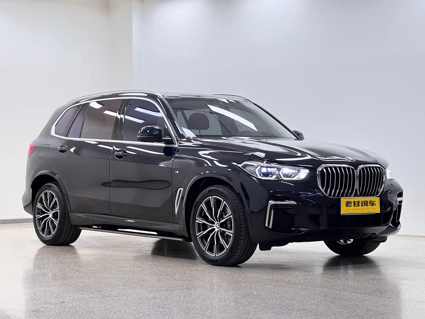 BMW X5 2022 Facelift xDrive 30Li Premium M Sport Package фото 3
