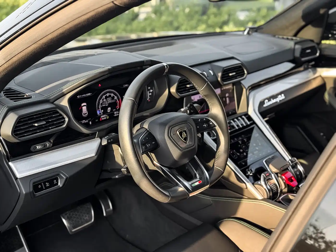 Lamborghini Urus 2018 4.0T V8 фото 11
