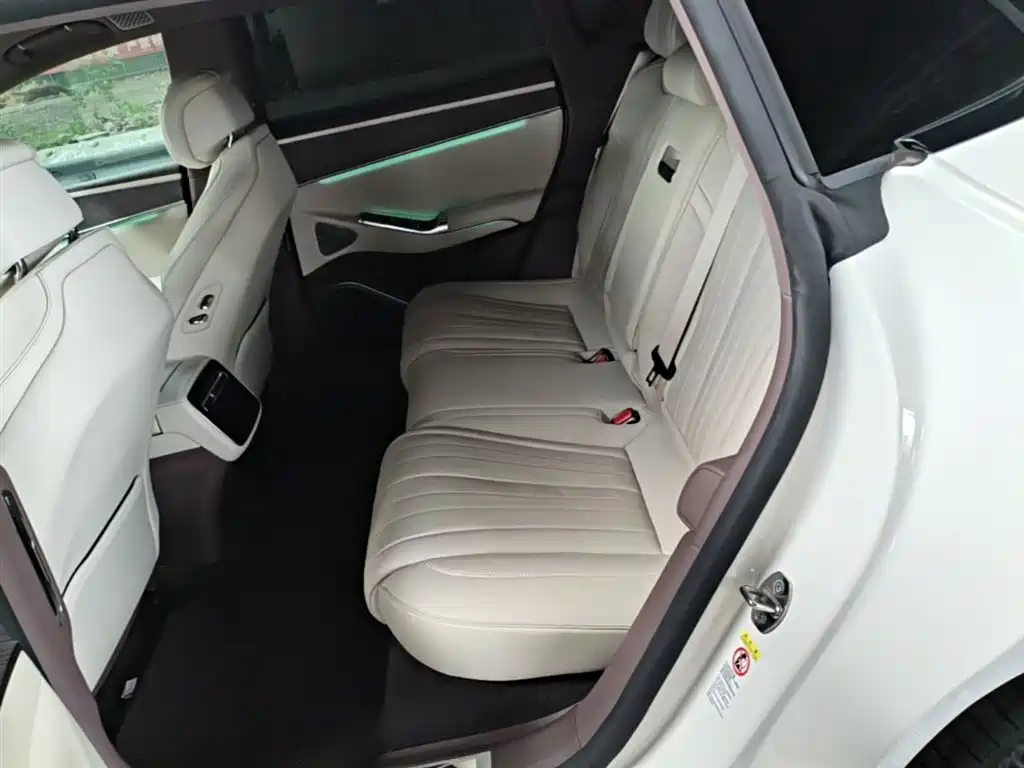 Denza Z9GT 2024 1100 AWD Ultra Edition фото 17