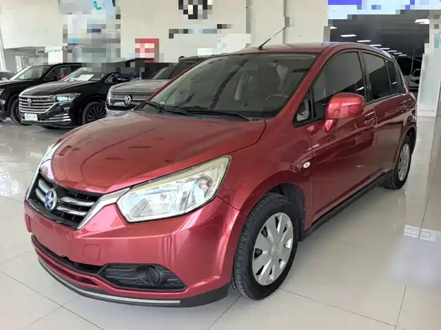  Venucia Venucia R50 2016 Model 1.6L Automatic Elite Edition