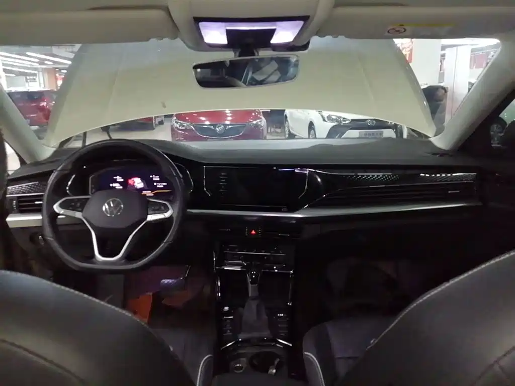 Volkswagen Passat 2022 330TSI Starlight Elite Edition фото 10