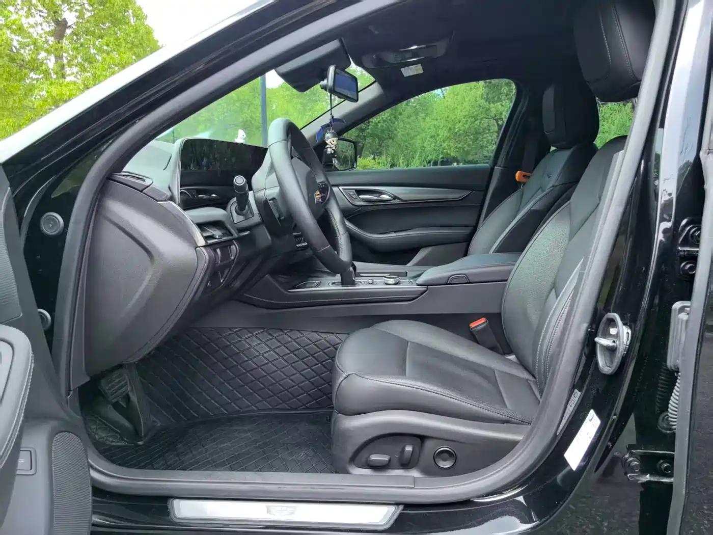 Cadillac CT5 2024 28T Luxury Model Pro фото 5