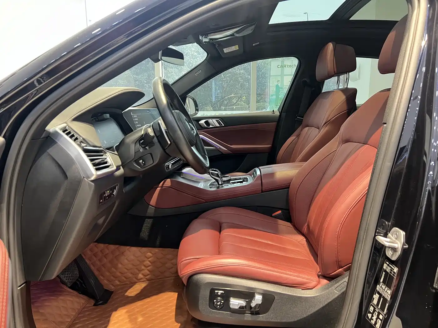 BMW X6 2021 Facelift xDrive40i Premium M Sport Package фото 9