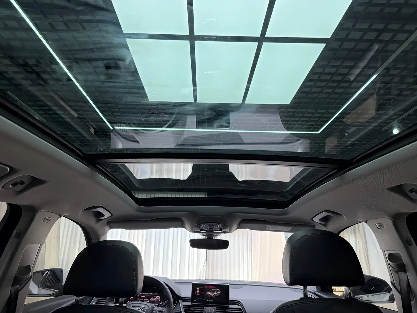 Audi Q5L 2020 Facelift 40 TFSI Honor Fashion фото 14
