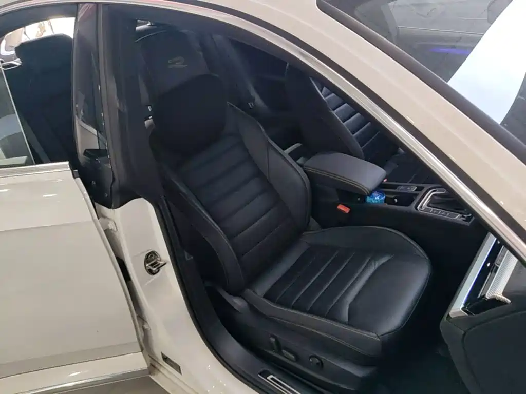 Volkswagen CC 2025 2024 380TSI Eye-catching Public Sharing Edition