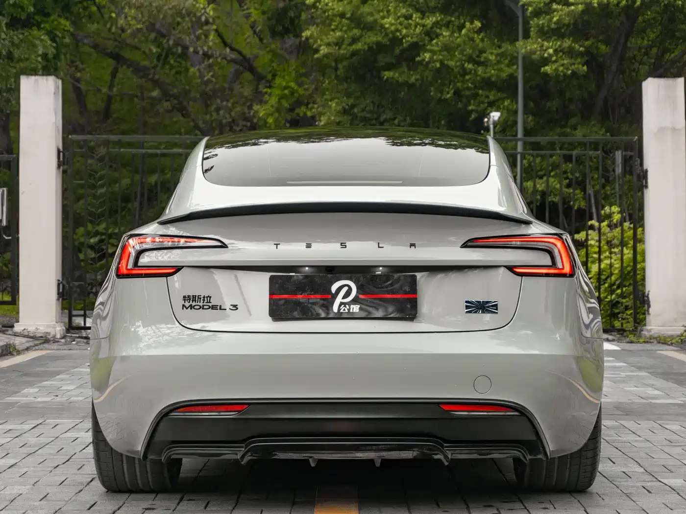 Tesla Model 3 2025 Model Year Facelift Performance All-Wheel Drive фото 5