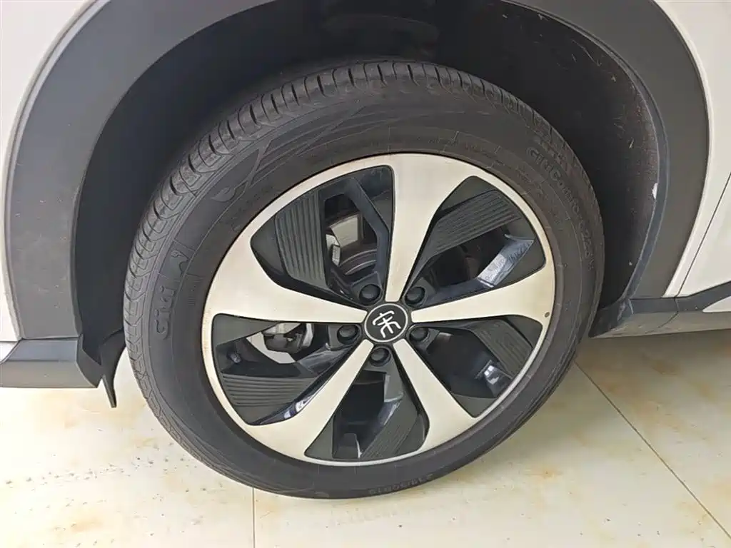 BYD Song PLUS PHEV 2021 DM-i 51KM Honor фото 22