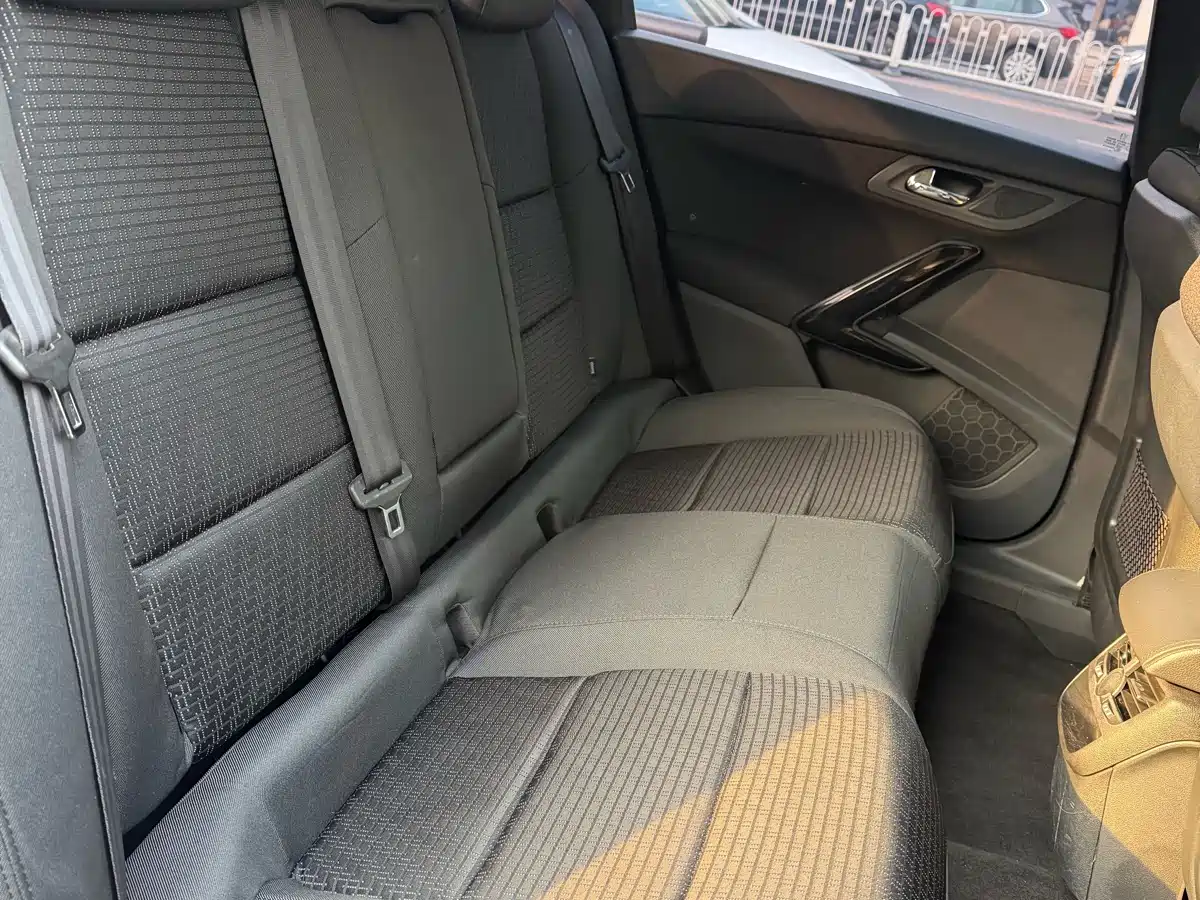Peugeot 508 2013 2.0L 2nd Anniversary Auto Sunroof Classic Edition фото 9