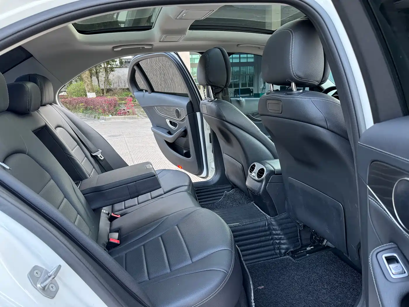Mercedes-Benz C-Class 2018 C 200 L Sport Edition фото 11