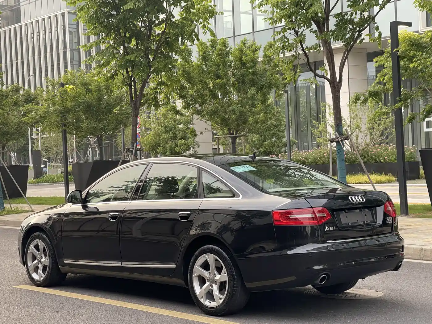Audi A6L 2011 3.0 TFSI quattro Luxury фото 5