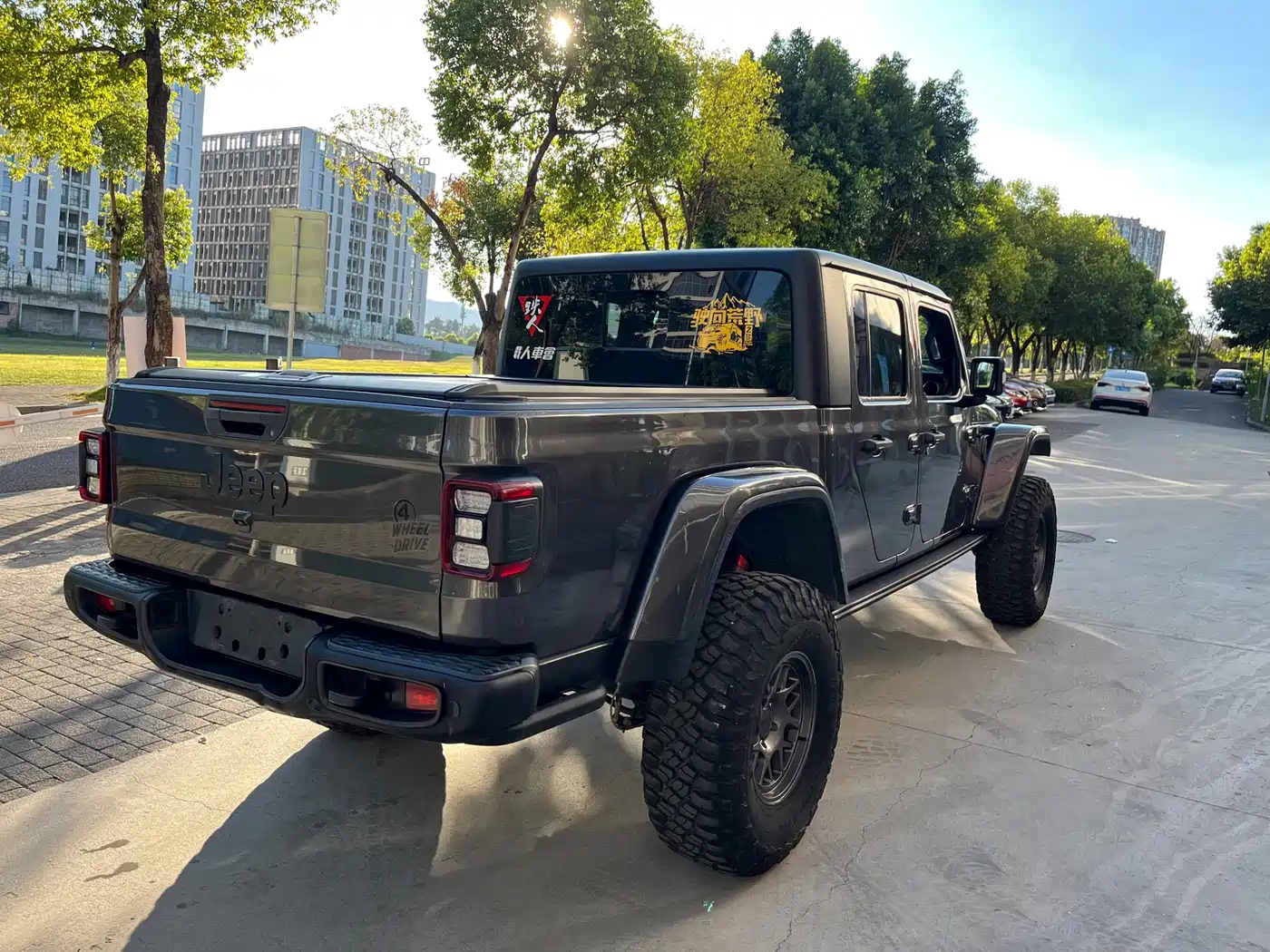 Jeep Gladiator 2023 2022 3.6L Pioneer Edition