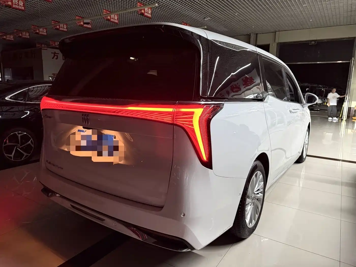 Buick Century 2025 2025 2.0T 7-Seater World Edition