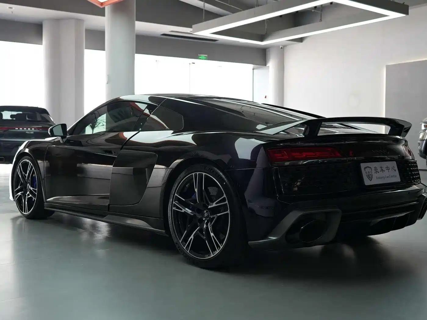 Audi R8 2022 V10 Coupe Performance фото 8