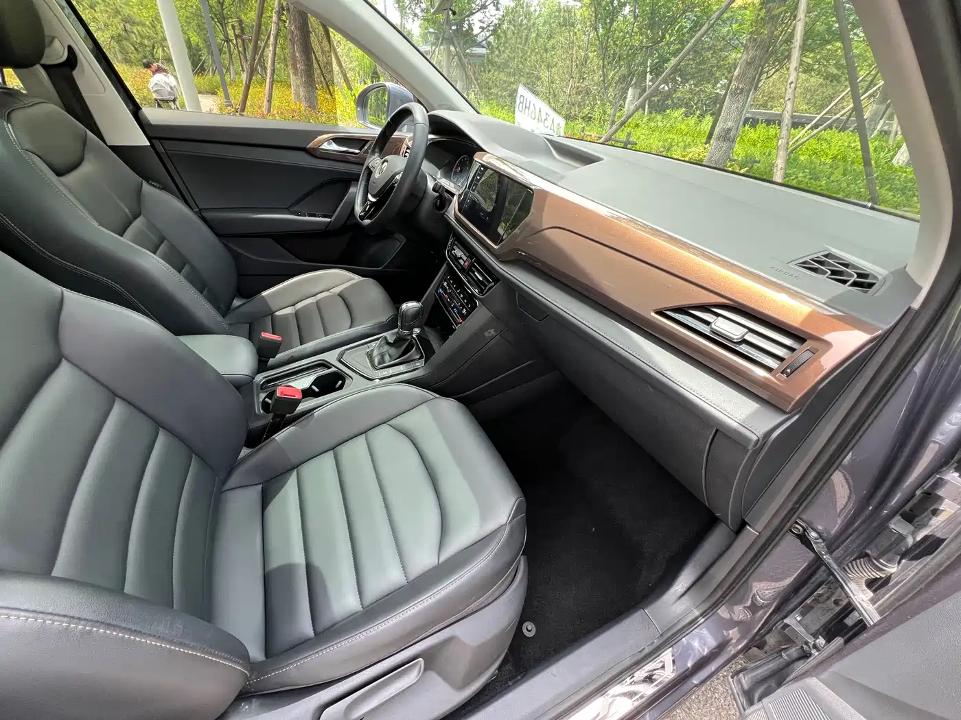 Volkswagen Tharu 2021 Model 280TSI 2WD Luxury Edition фото 9