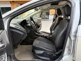 Фото 5 - Ford Focus