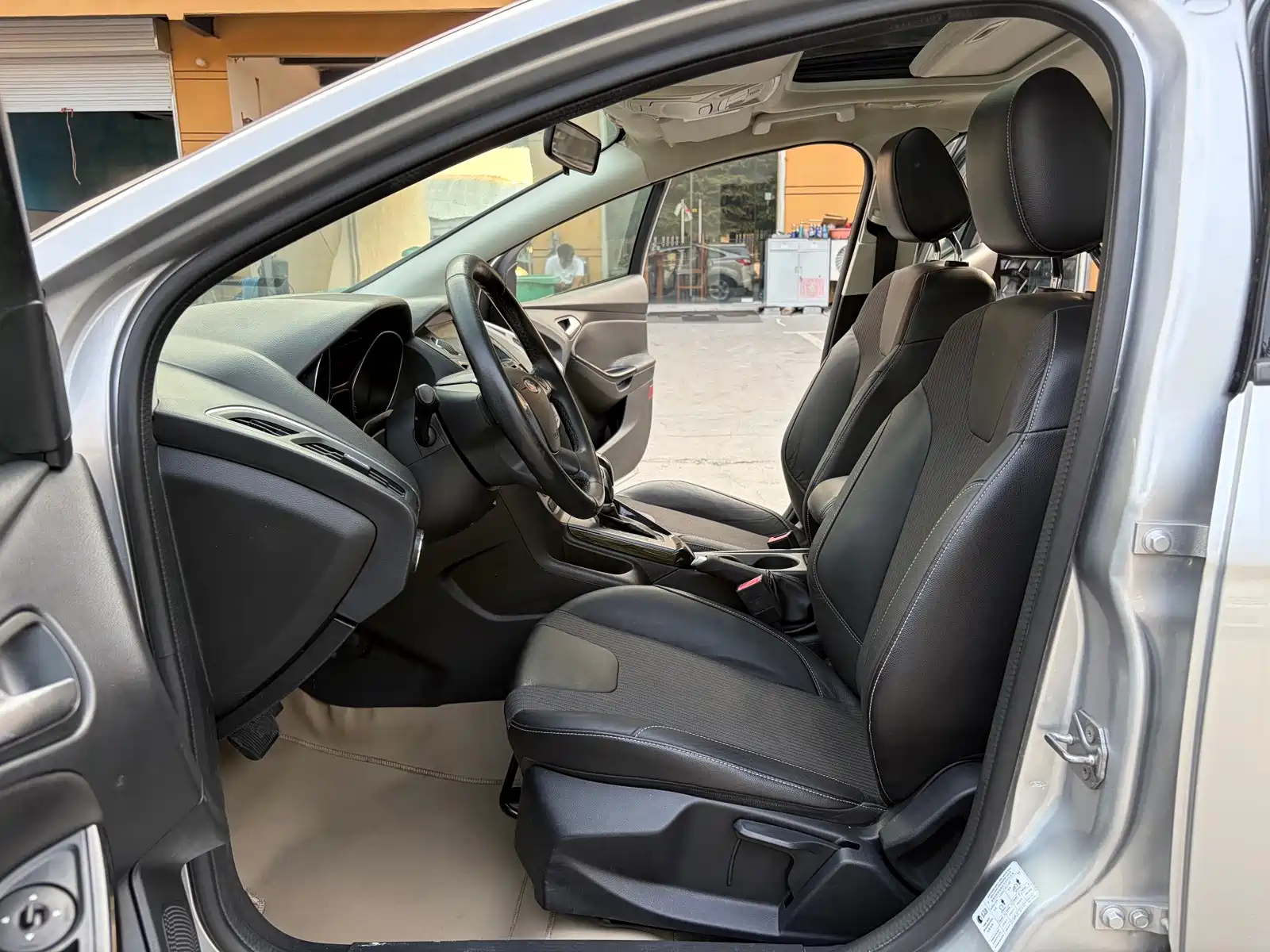 Фото 5 - Ford Focus