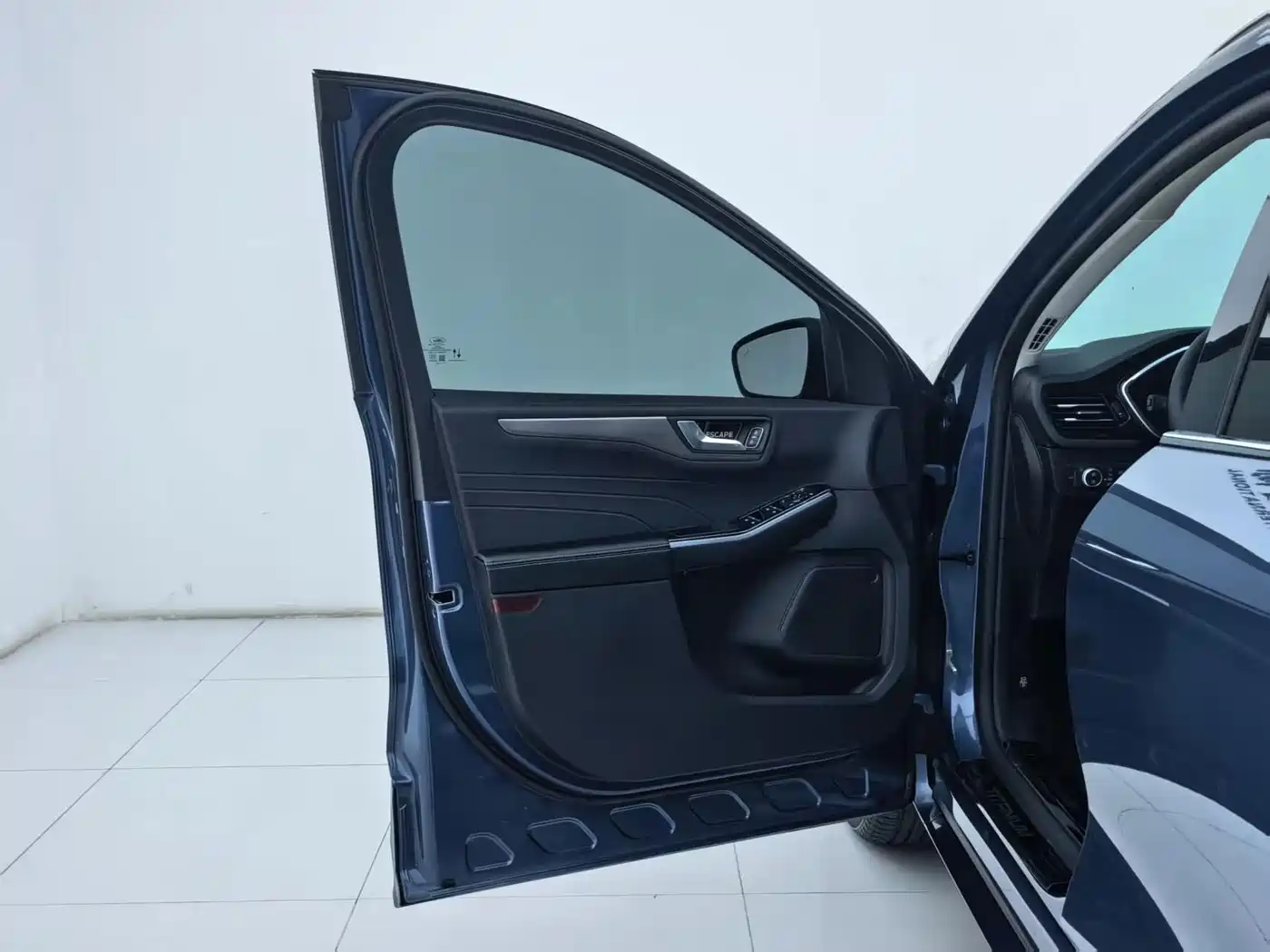 Ford Escape 2022 2020 EcoBoost 245 AWD Premium Edition