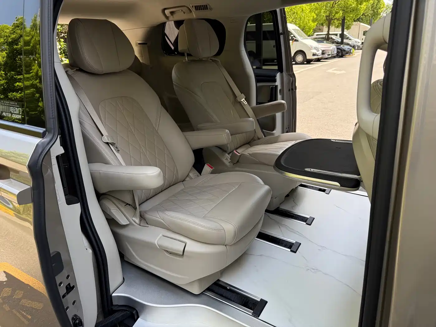 Buick GL8 2023 ES Landmaster Comfort фото 5