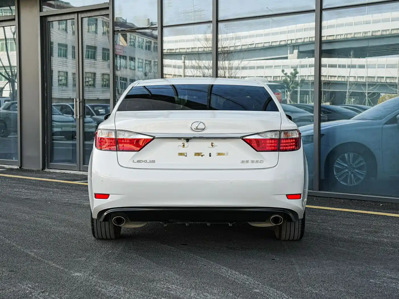 Lexus ES 2013 250 Elite Edition фото 5