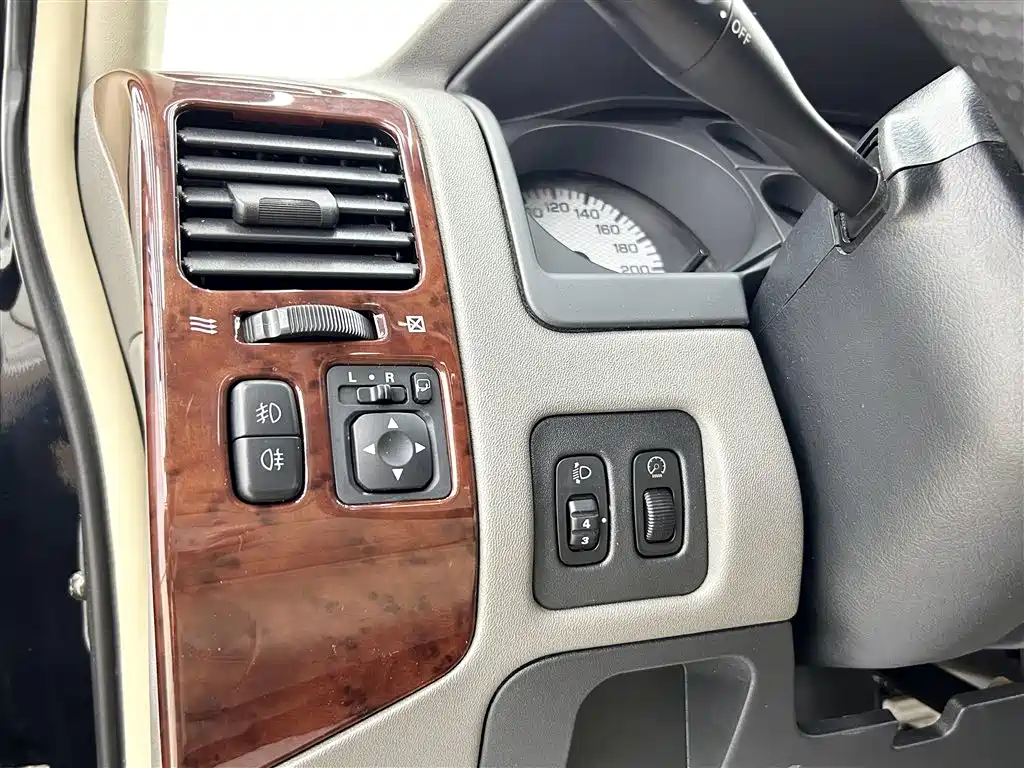 Mitsubishi Pajero 2011 Mitsubishi Pajero V73 3.0L AT GLS фото 15