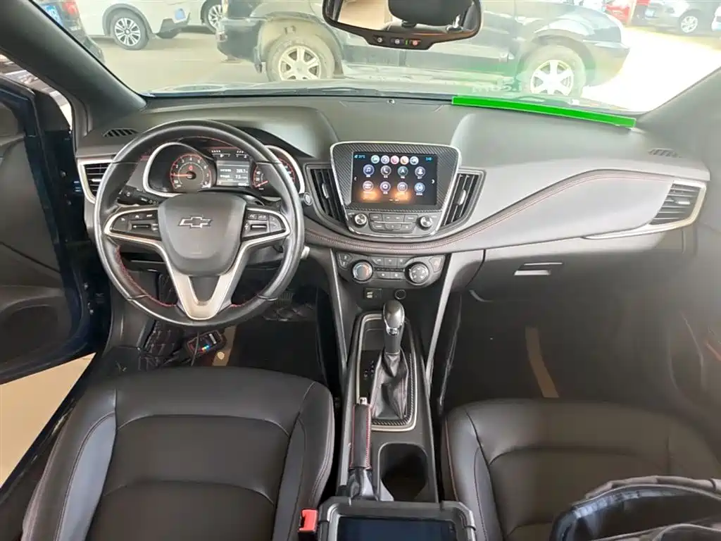 Chevrolet Monza 2019 RS 330T Auto Smooth Edition China VI фото 10