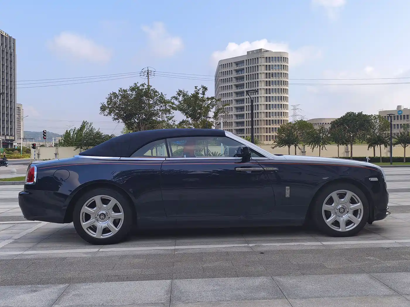 Rolls-Royce Dawn 2017 2015 6.6T Standard