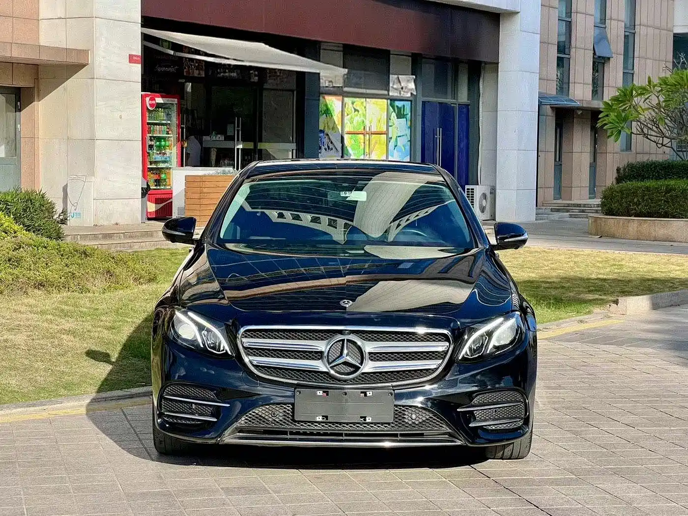 Mercedes-Benz E-Class 2020 E 300 L Sport Fashion Model фото 2