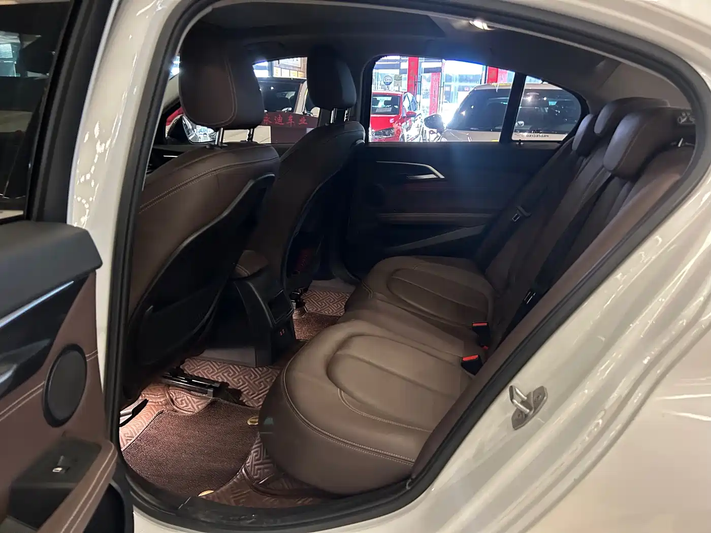 BMW 1 Series 2020 Model 120i M Sport Package фото 6